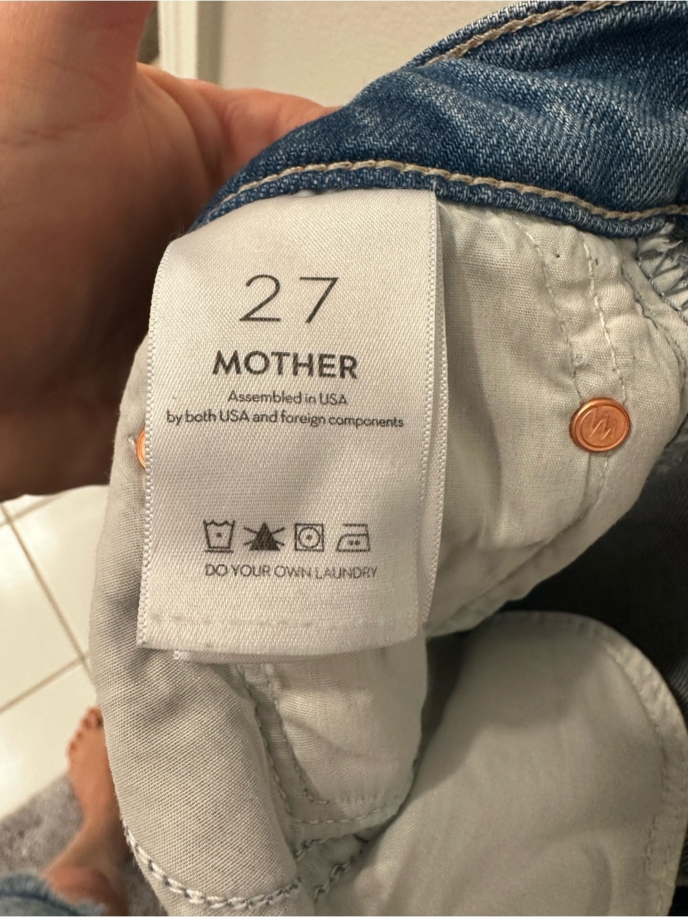 MOTHER Tomcat Roller High Waisted Jeans - Picture 5 of 11
